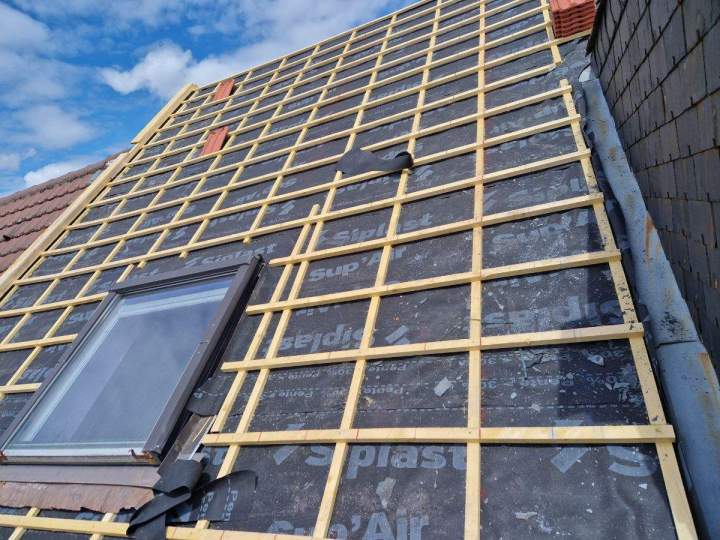 Nettoyage et traitement de toiture Saint-Julien-de-Coppel